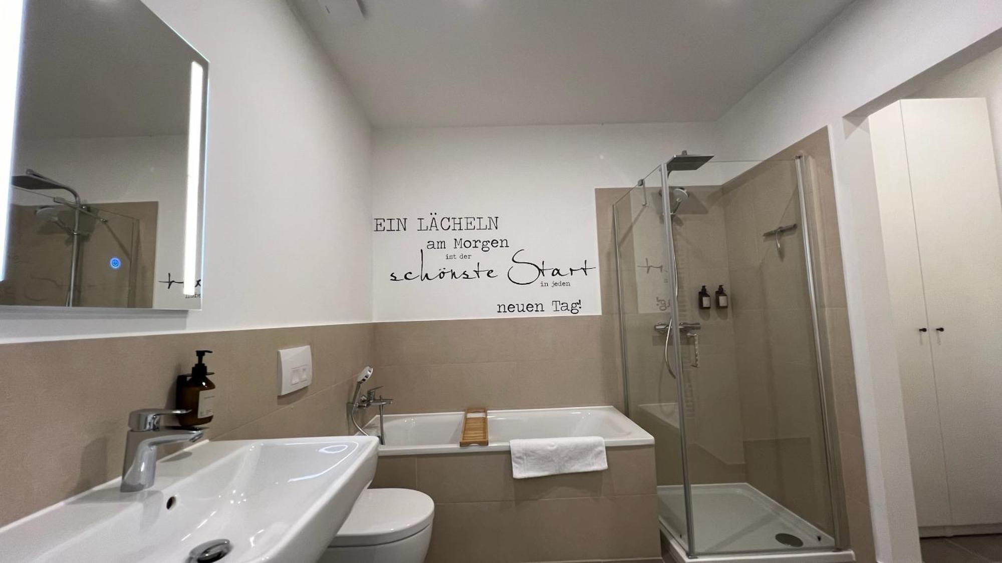 Neu! City-Loft-Apartment Im Goethe Palais I 5P I Lift I Parkplatz I Zentrum I Helios Aue  Exterior foto